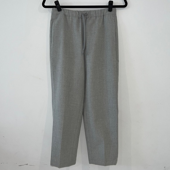 Aritzia The Group Babaton Light Gray Jimmy Cropped Pants Size XS - Picture 3 of 16